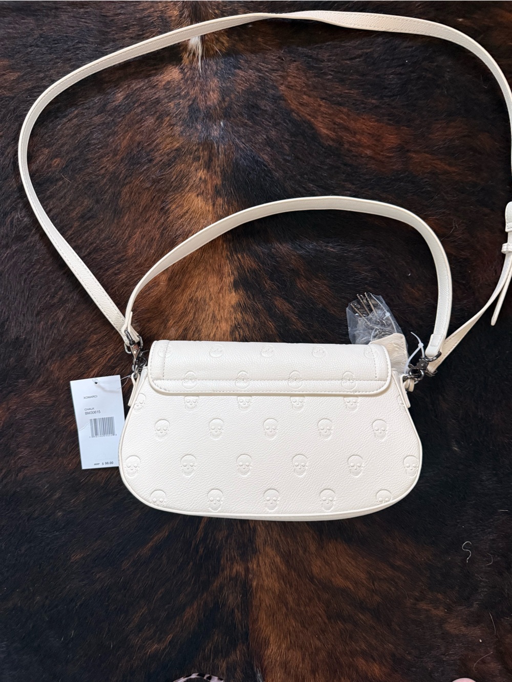 Betsy Johnson Skull Embossed Leather Crossbody Bag New with Tag - Picture 6 of 8